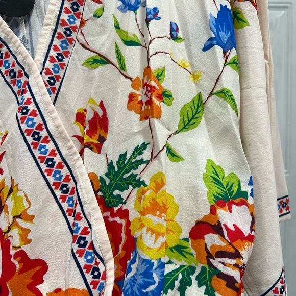 Bohemian Cream Floral Print Kimono Sleeve Crop Top - Picture 8 of 10